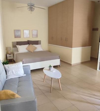 Nicol'S Apartment Ермополи Екстериор снимка