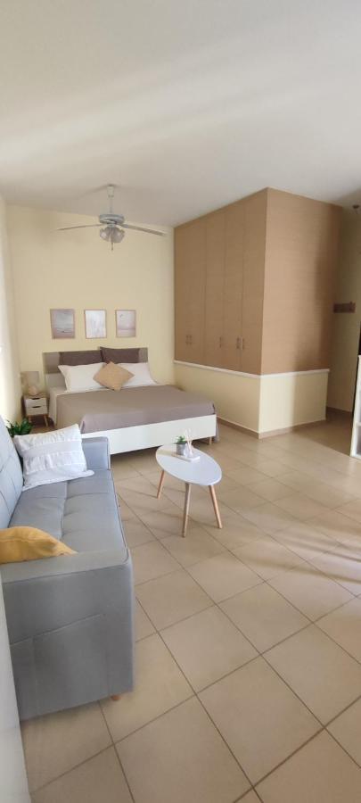 Nicol'S Apartment Ермополи Екстериор снимка